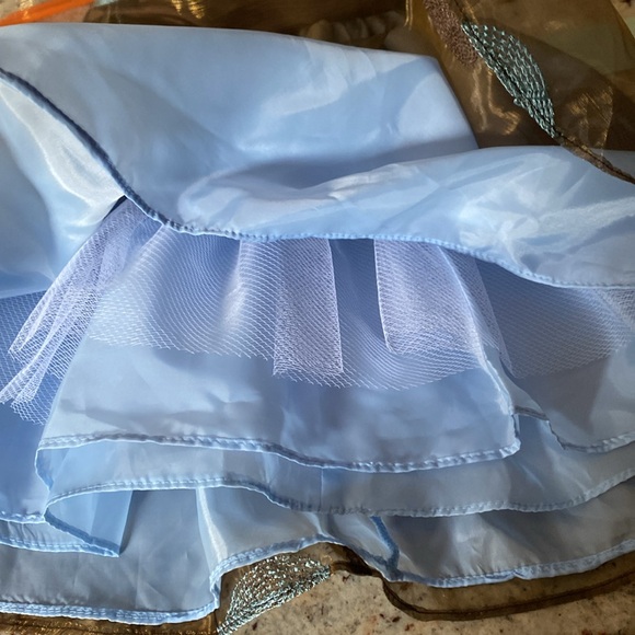 LITTLE GIRL DRESS BY SWEET KIDS . - Picture 6 of 8